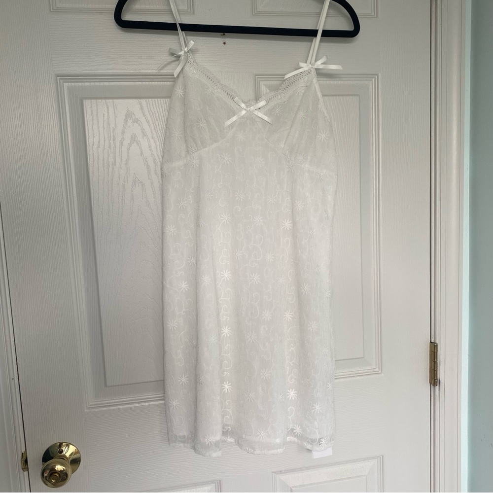 Cider Solid Lace Bowknot Cami Short Dress